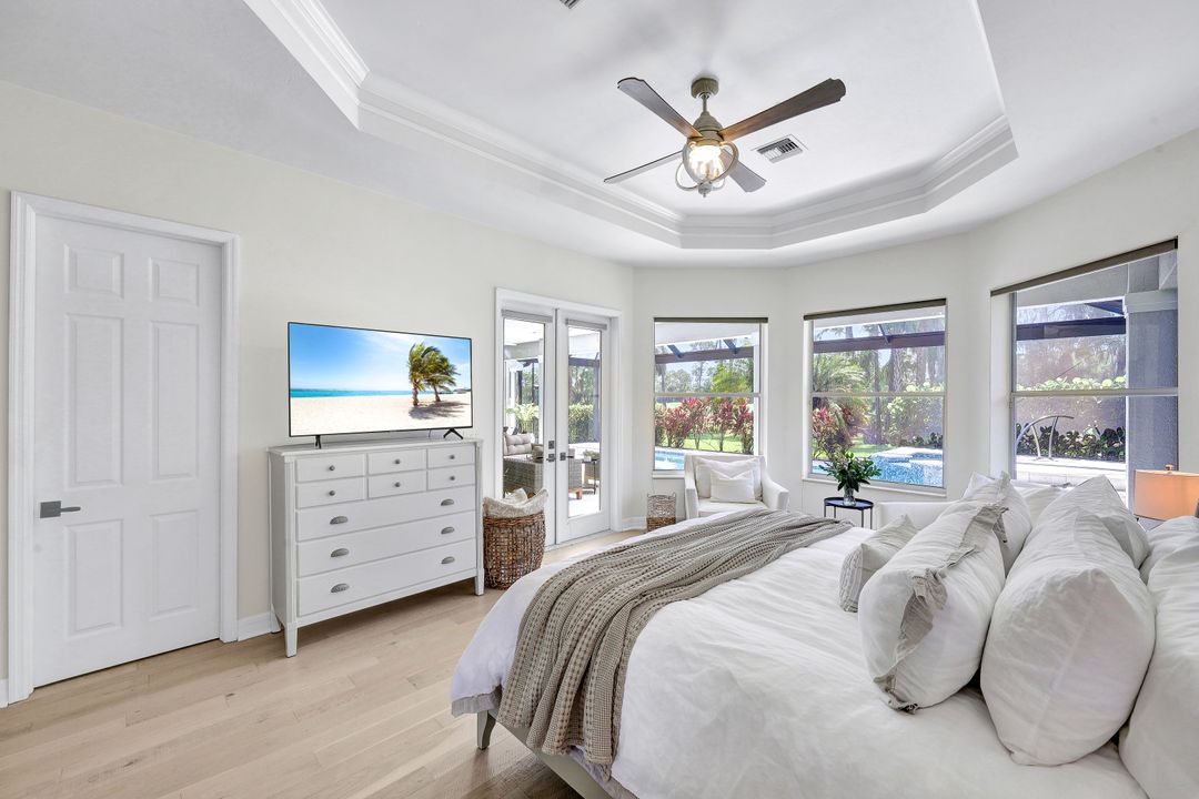 8028 Tiger Lily Dr, Naples, FL 34113