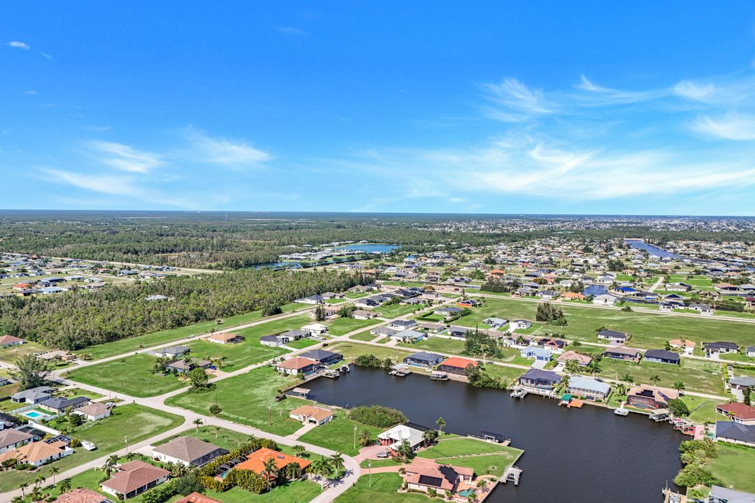 4204 NW 22nd St, Cape Coral, FL 33993