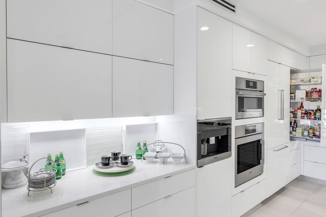 1135 3rd Ave S #210, Naples, FL 34102