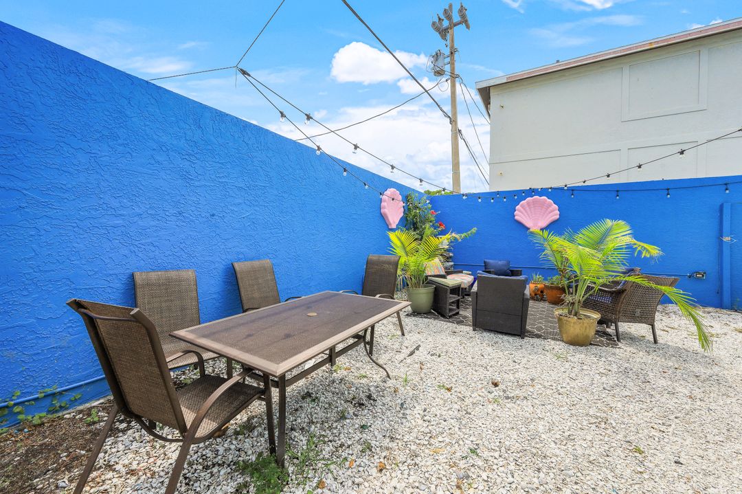 9 Front St #9 Bella Florals Commercial, Marco Island, FL 34145