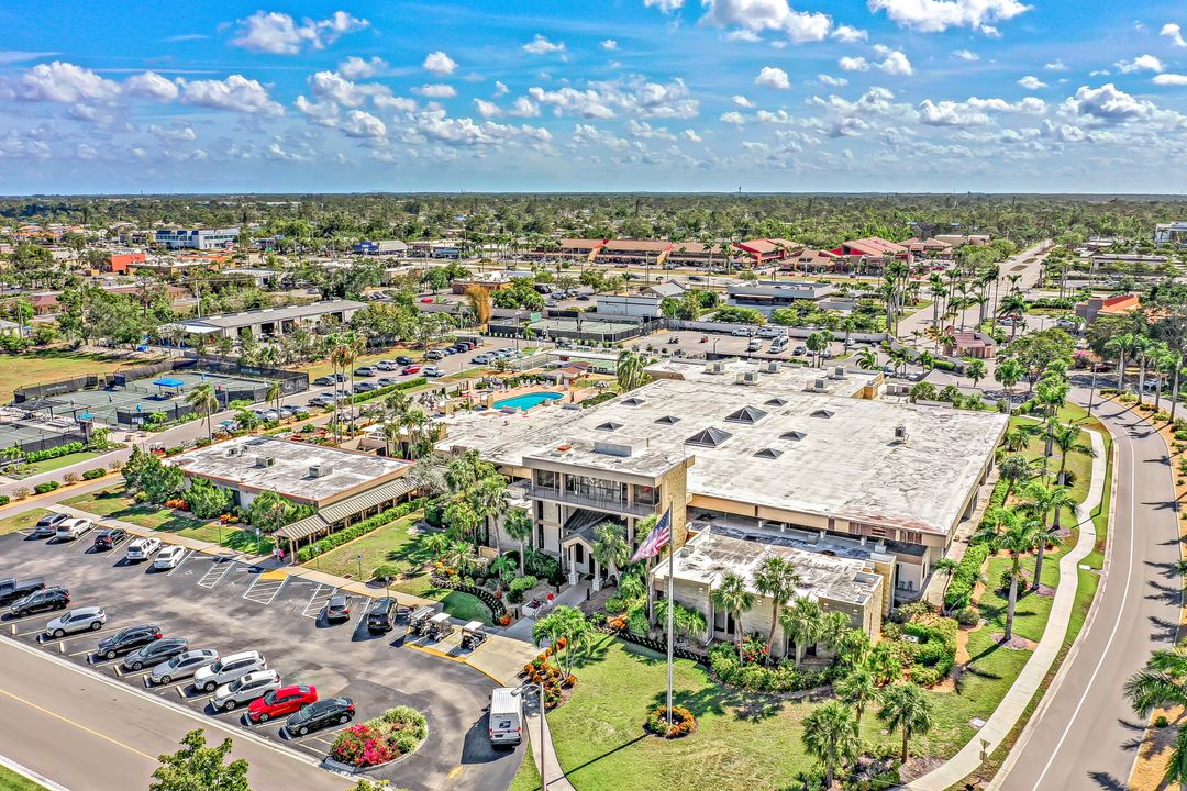 1624 Pine Valley Dr #118, Fort Myers, FL 33907