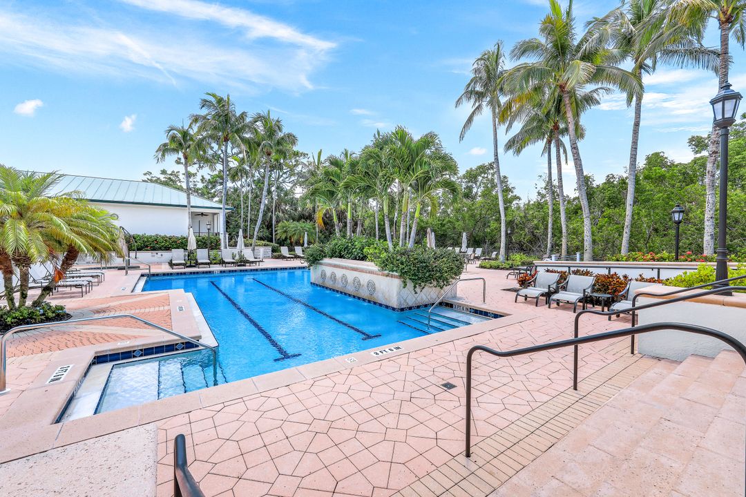 455 Cove Tower Dr #1701, Naples, FL 34110