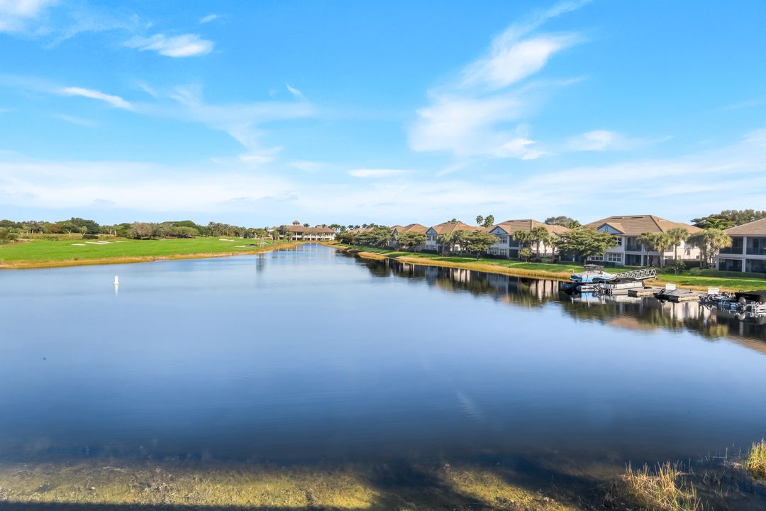 8783 Coastline Ct #202, Naples, FL 34120