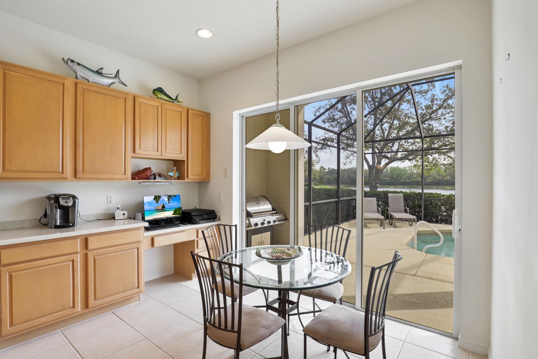 9956 St Moritz Dr, Miromar Lakes, FL 33913