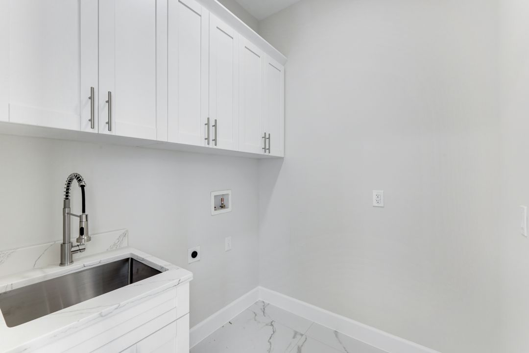 4409 5th St W, Lehigh Acres, FL 33971