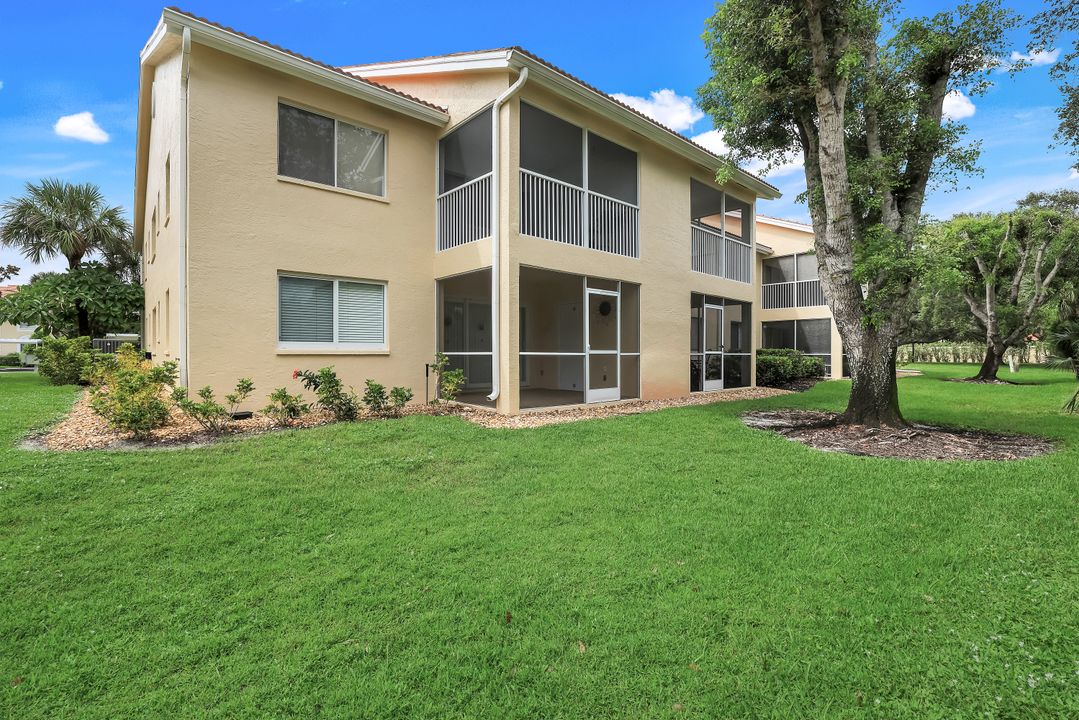 7774 Jewel Ln #103, Naples, FL 34109