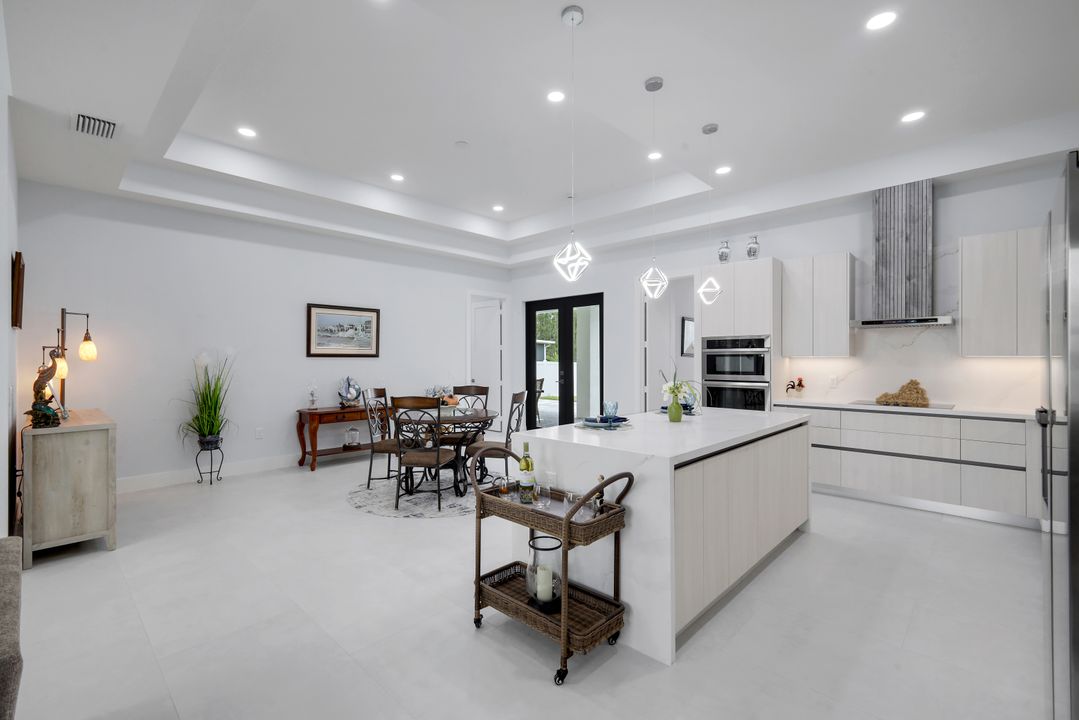 4234 27th Ave NE, Naples, FL 34120