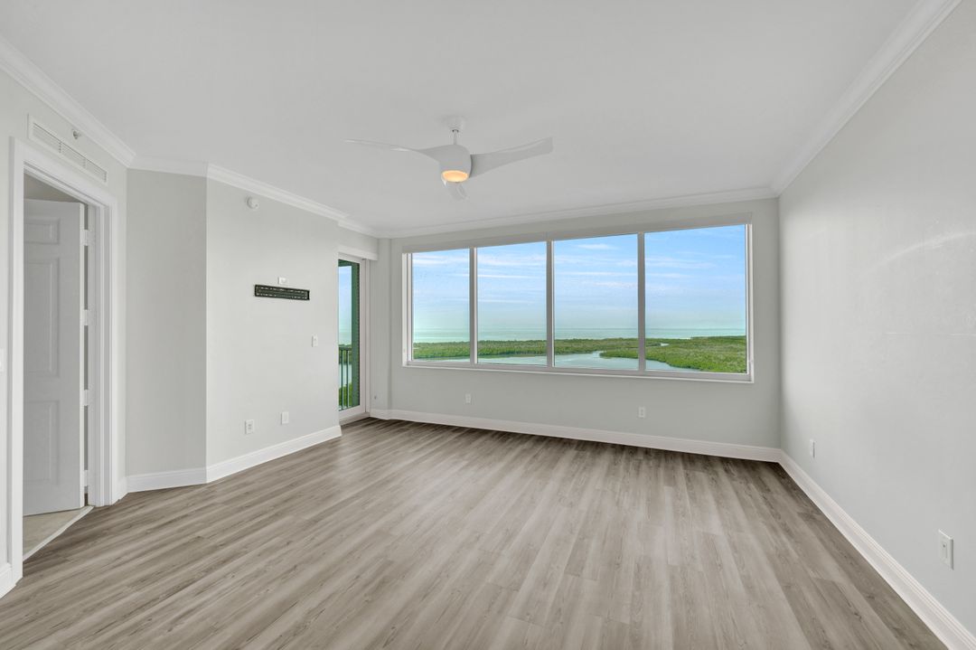 275 Indies Way #1703, Naples, FL 34110