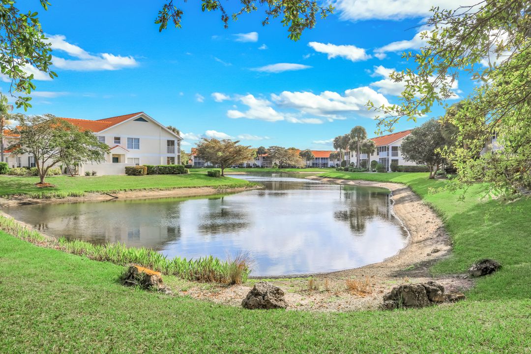 4940 Deerfield Way #201, Naples, FL 34110