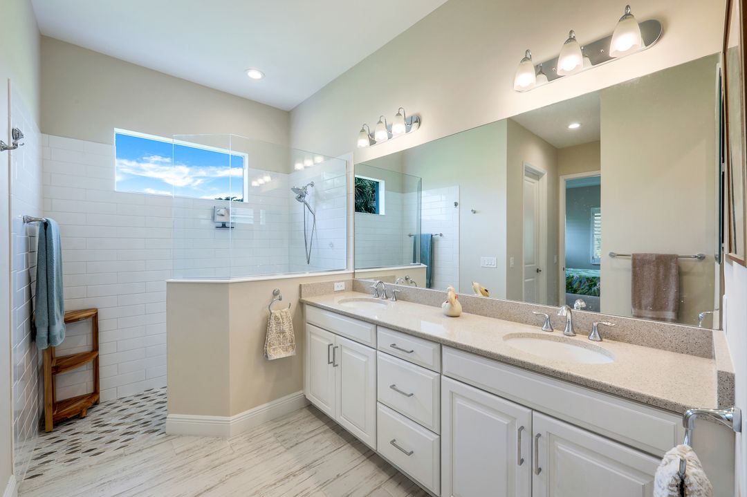 13749 Woodhaven Cir, Fort Myers, FL 33905