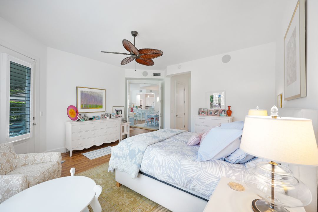 510 Via Veneto #102, Naples, FL 34108