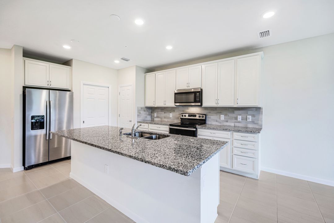 5697 Mayflower Way #1207, Ave Maria, FL 34142