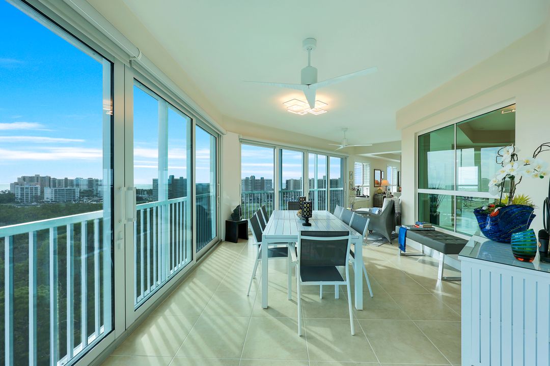 295 Grande Way #801, Naples, FL 34110
