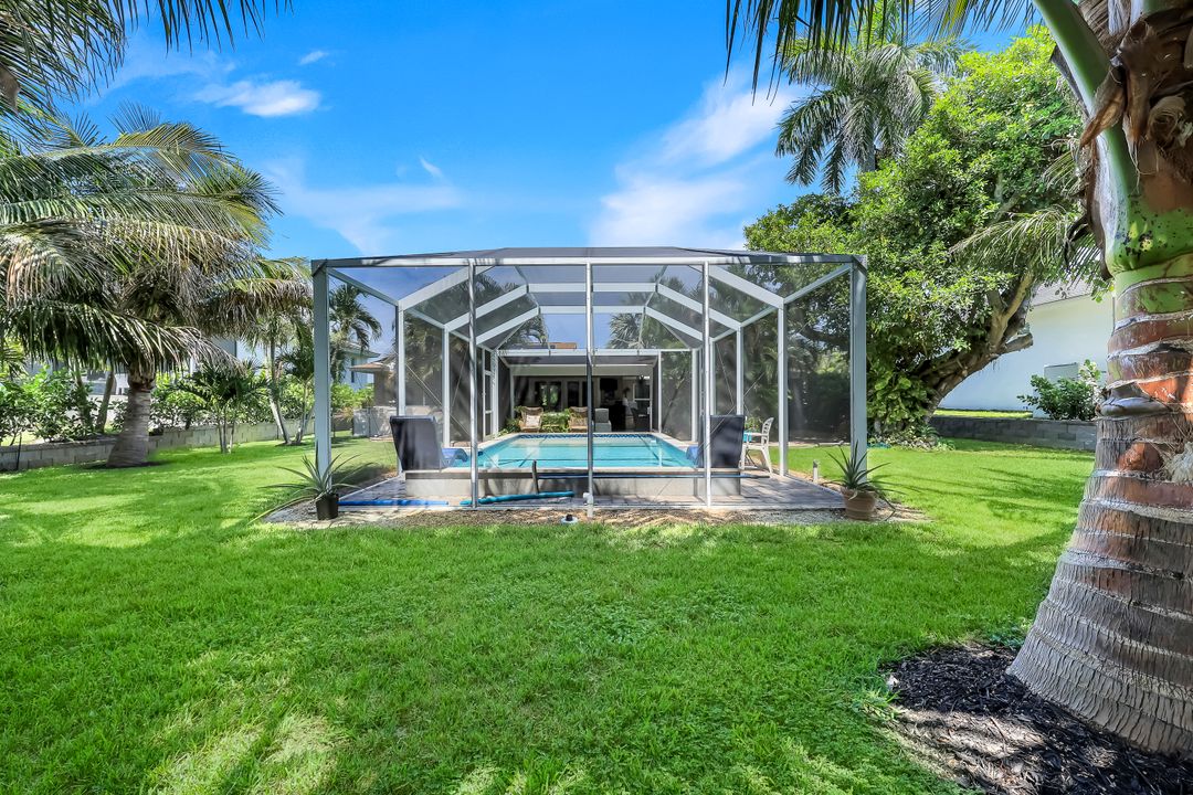 130 Greenbrier St, Marco Island, FL 34145