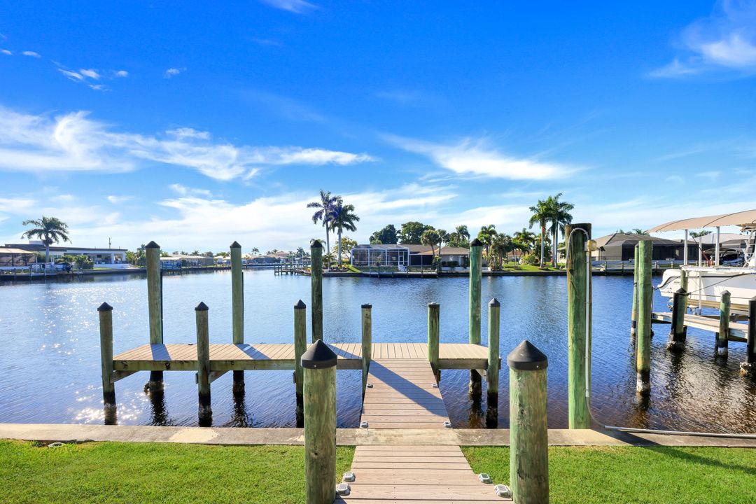 101 SW 50th St, Cape Coral, FL 33914