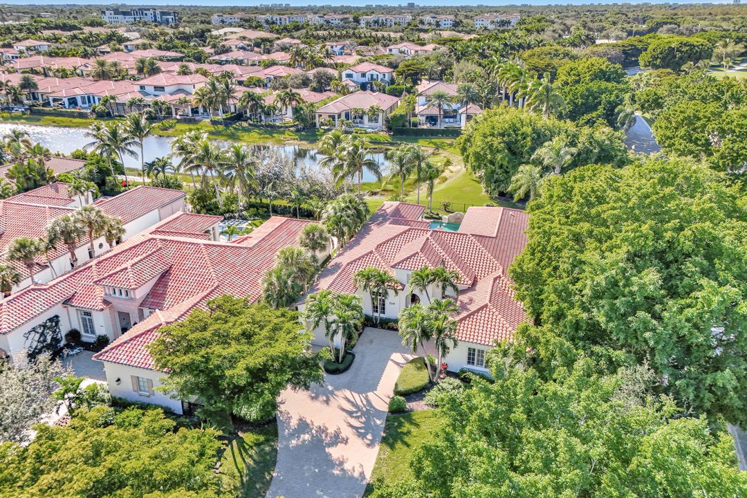 2249 Miramonte Ct, Naples, FL 34105