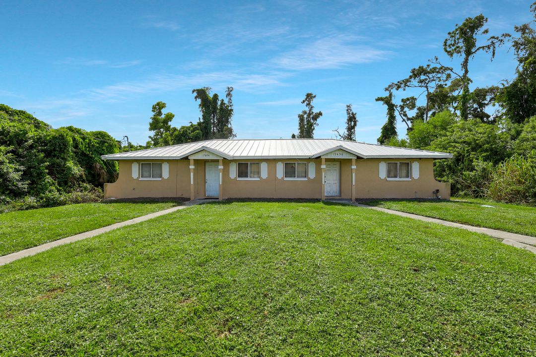 17434 E Carnegie Cir #A & B, Fort Myers, FL 33967