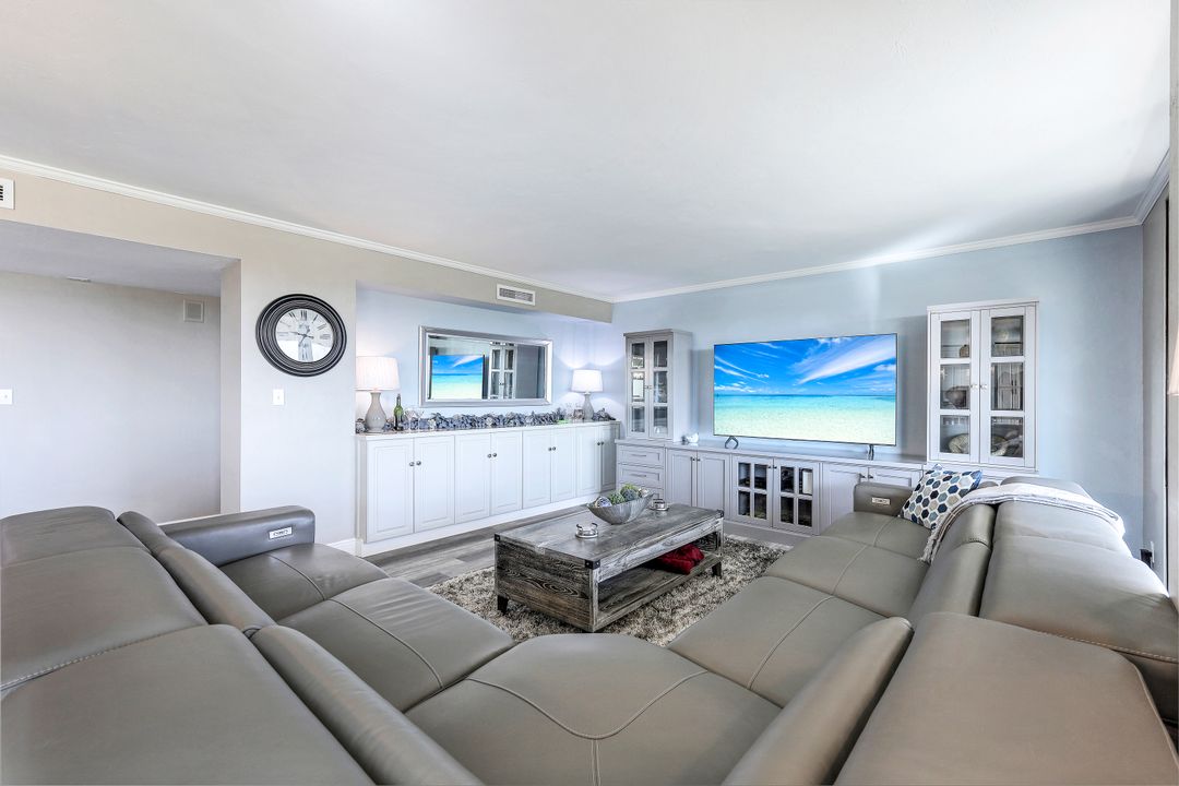 5260 S Landings Dr #809, Fort Myers, FL 33919