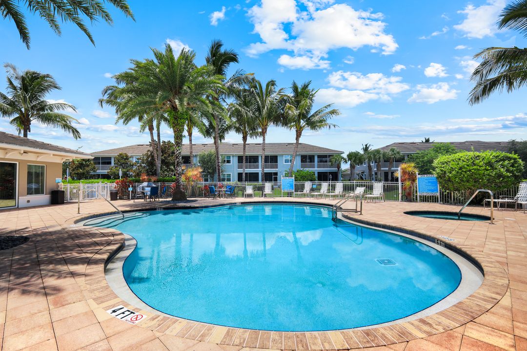 2343 Sheen Ln #405, Naples, FL 34120
