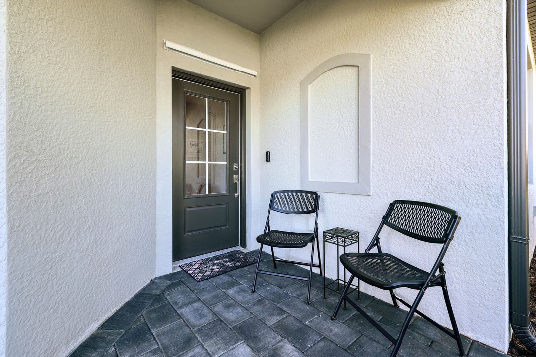 14021 Pine Lodge Ln, Fort Myers, FL 33913