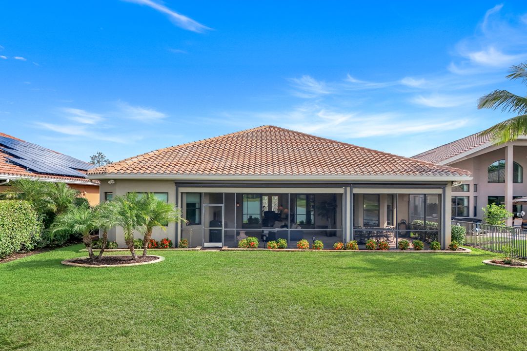 2915 Cinnamon Bay Cir, Naples, FL 34119