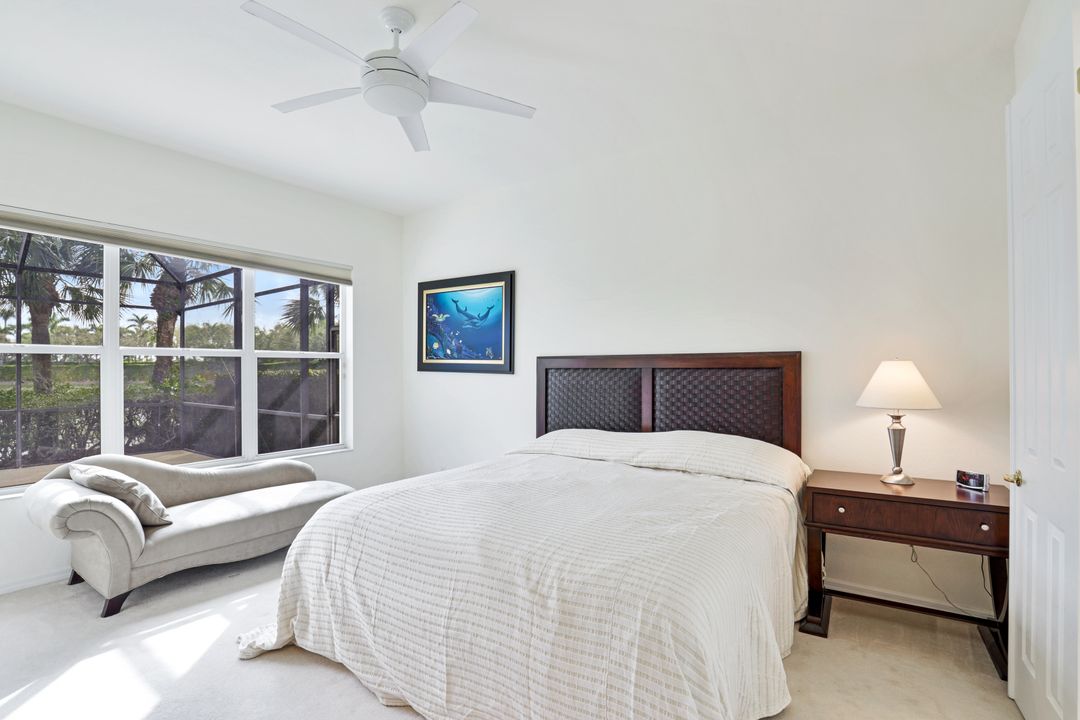 9956 St Moritz Dr, Miromar Lakes, FL 33913