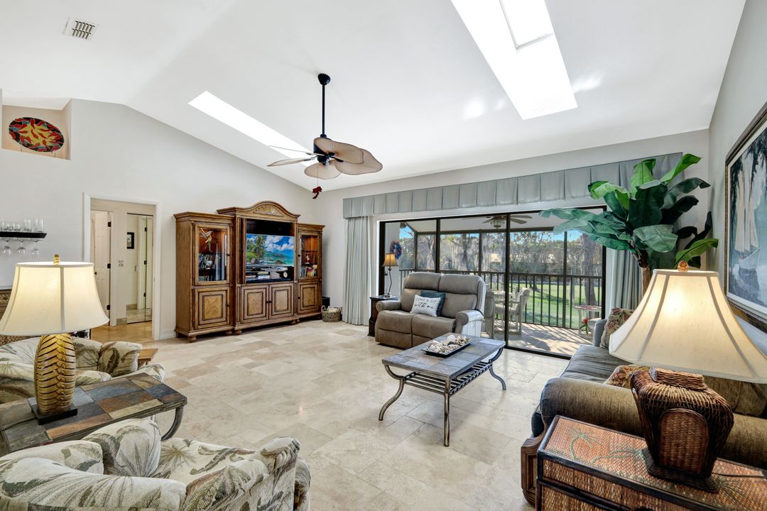 191 Albi Rd #4, Naples, FL 34112