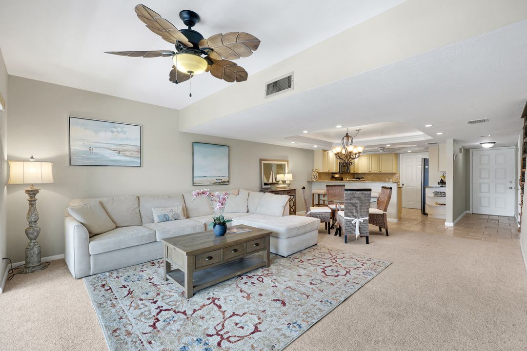 1400 Blue Point Ave #202, Naples, FL 34102