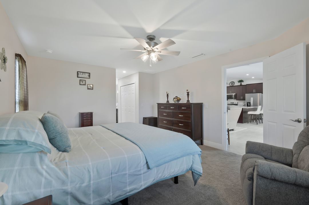 2519 NE 5th Pl, Cape Coral, FL 33909