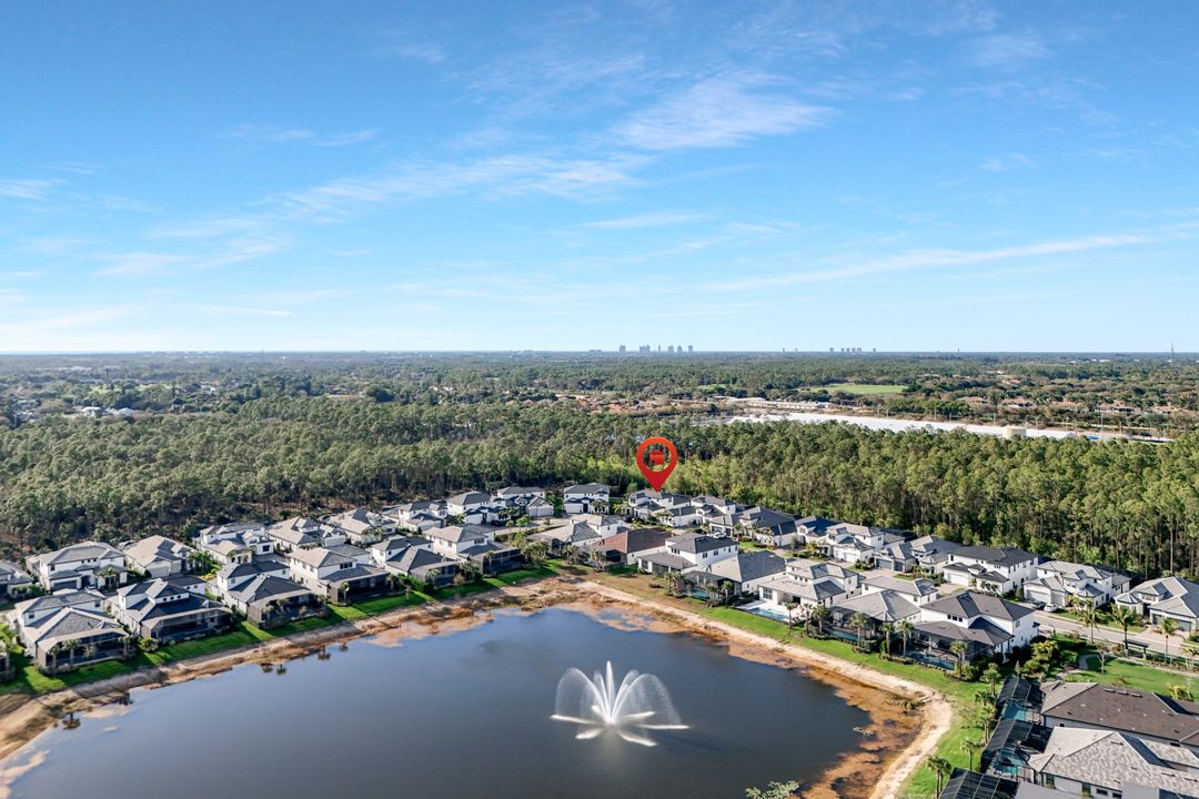 16249 Verilyn Cir, Naples, FL 34110