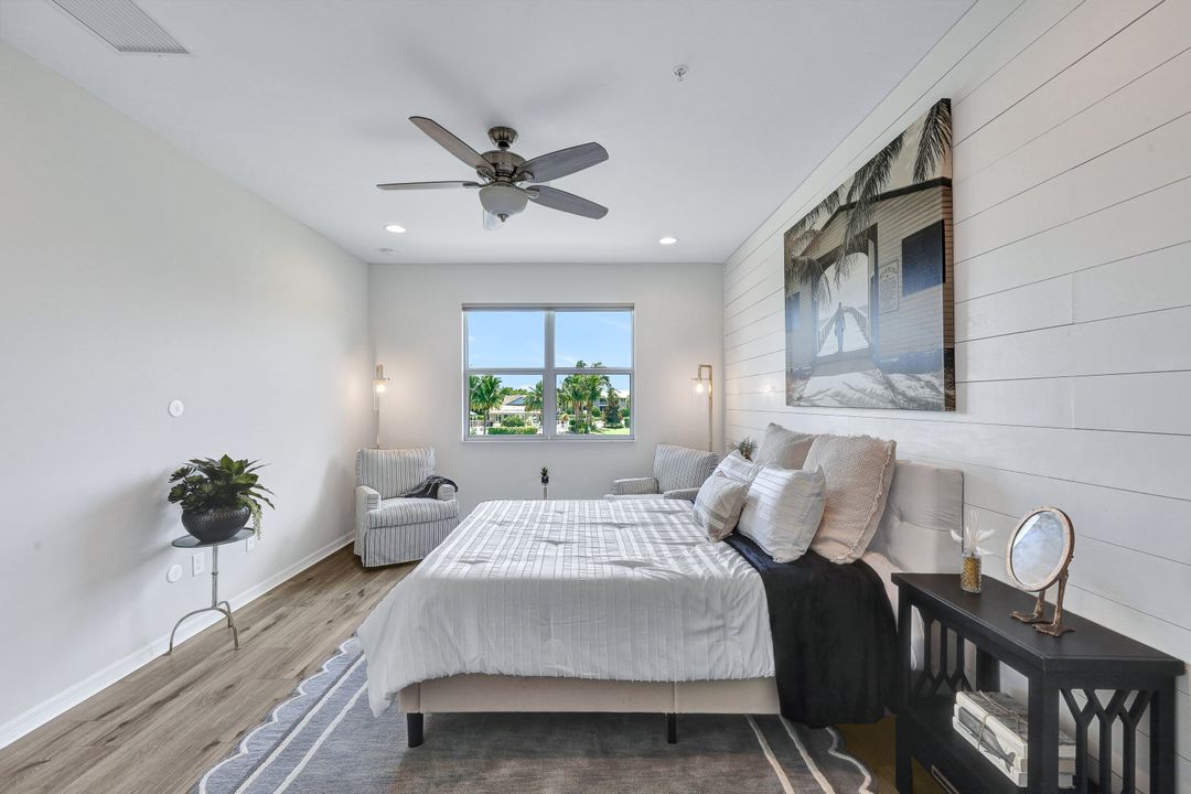 2344 Sheen Ln, Naples, FL 34120