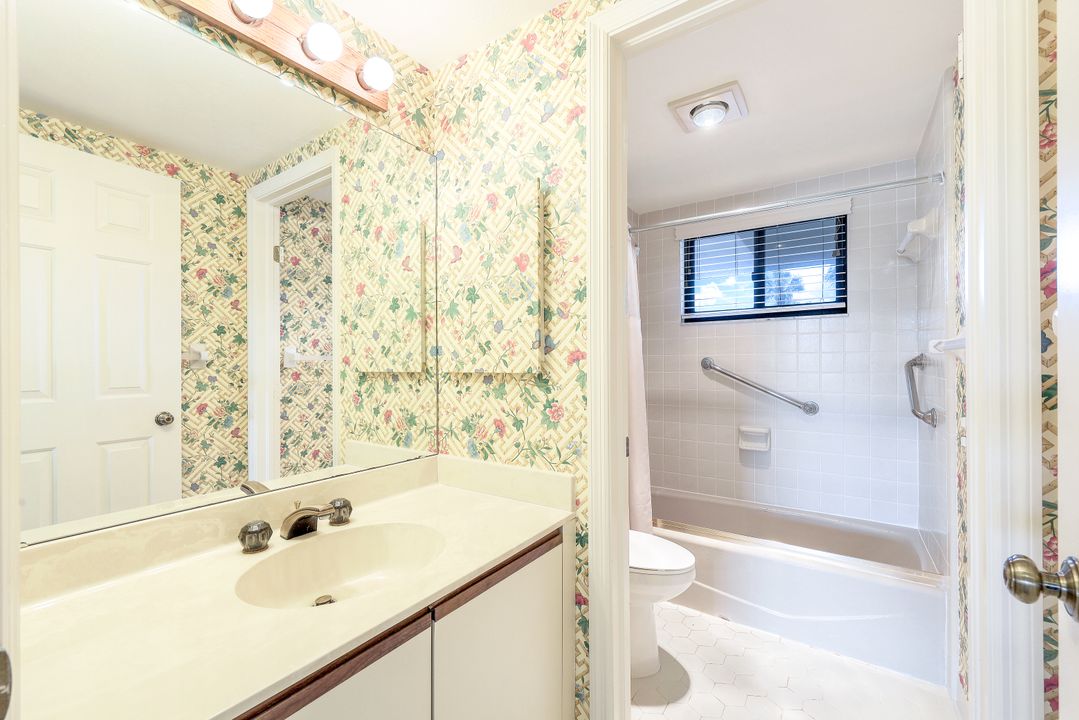 6300 Pelican Bay Blvd #A-101, Naples, FL 34108