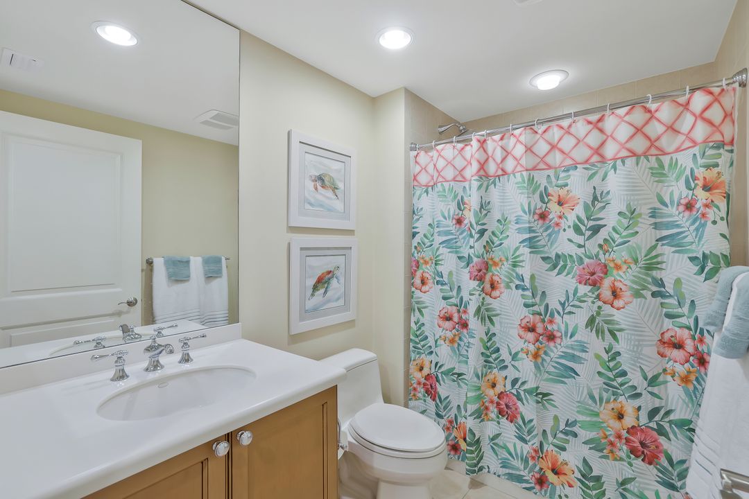 1050 Borghese Ln #204, Naples, FL 34114