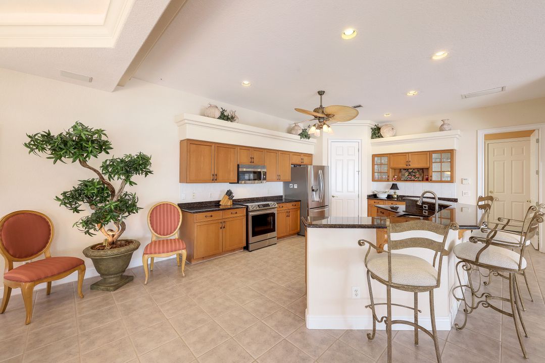 5231 SW 5th Pl, Cape Coral, FL 33914