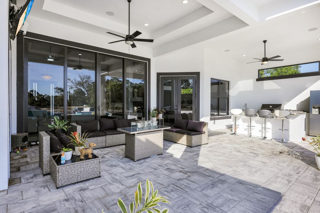 1104 E 6th St, Lehigh Acres, FL 33972