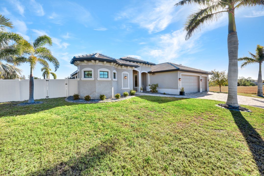 1219 NW 20th Pl, Cape Coral, FL 33993