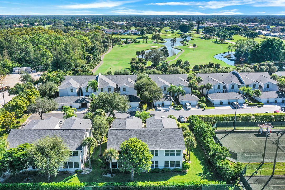 1335 Charleston Square Dr #101, Naples, FL 34110