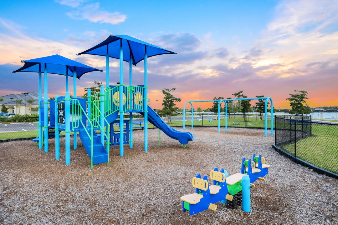 14630 Blue Bay Cir, Miromar Lakes, FL 33913