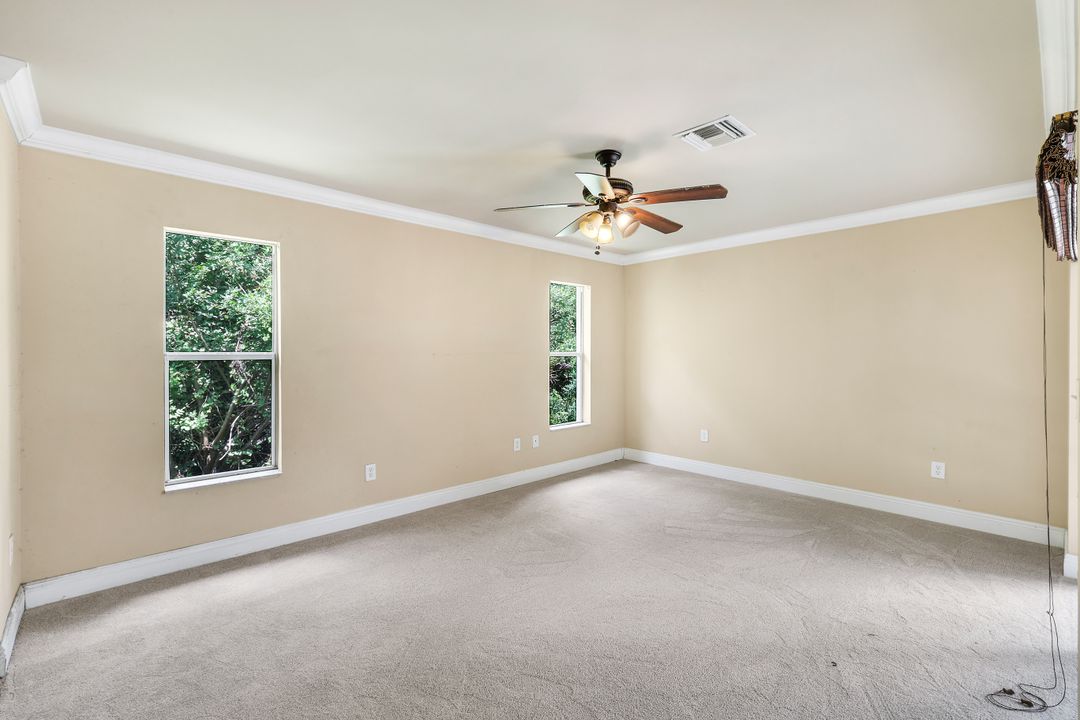 341 41st Ave NE, Naples, FL 34120