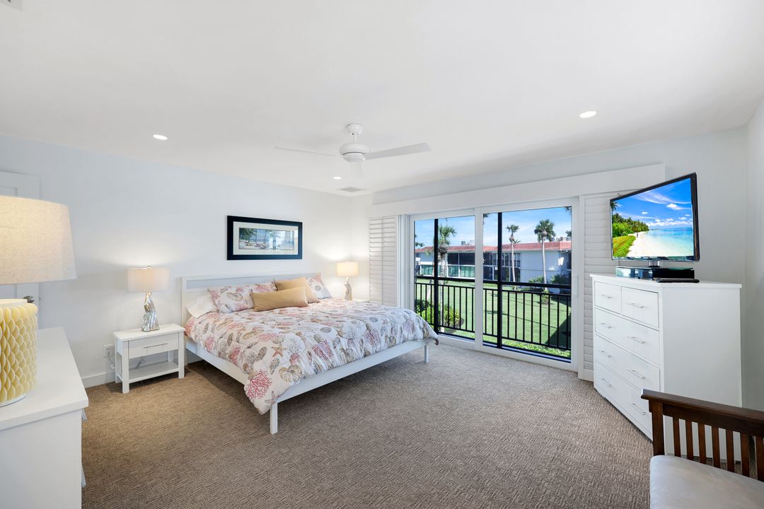 2211 Gulf Shore Blvd N #C4, Naples, FL 34102