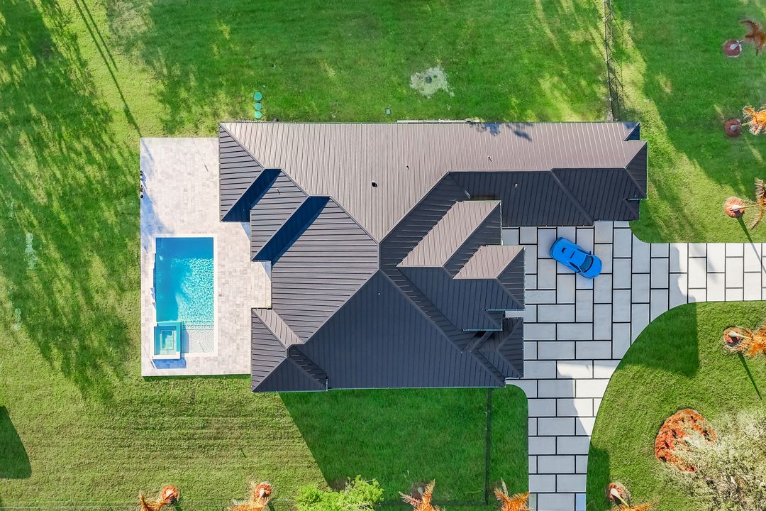 1104 E 6th St, Lehigh Acres, FL 33972