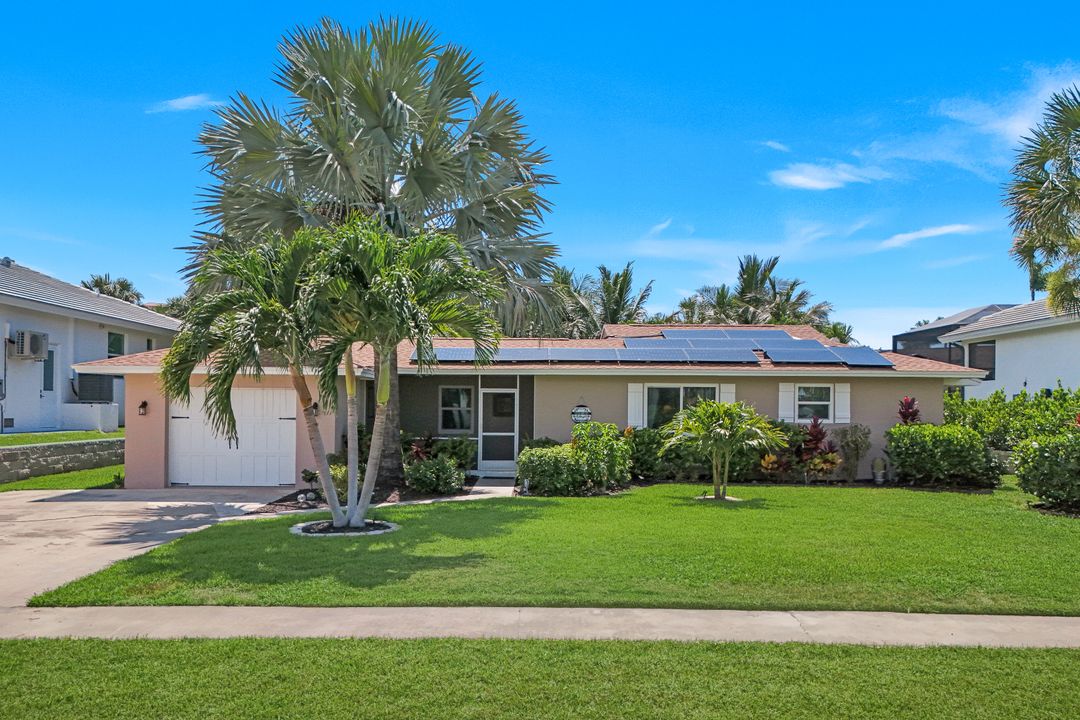 130 Greenbrier St, Marco Island, FL 34145