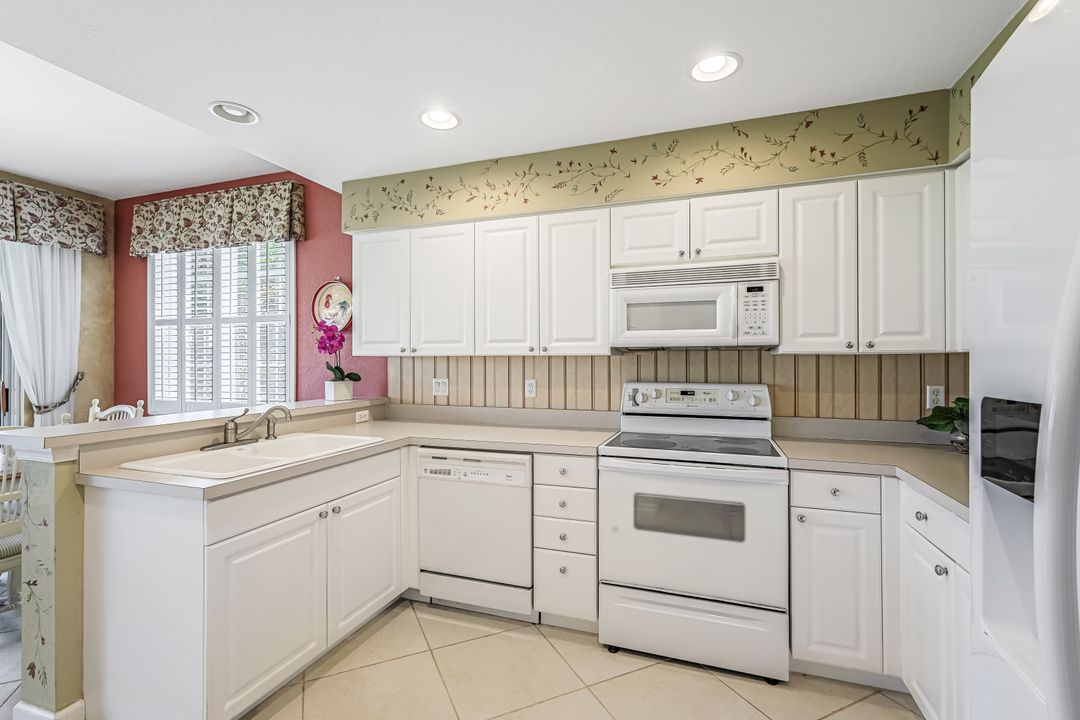 23071 Rosedale Dr #102, Estero, FL 34135