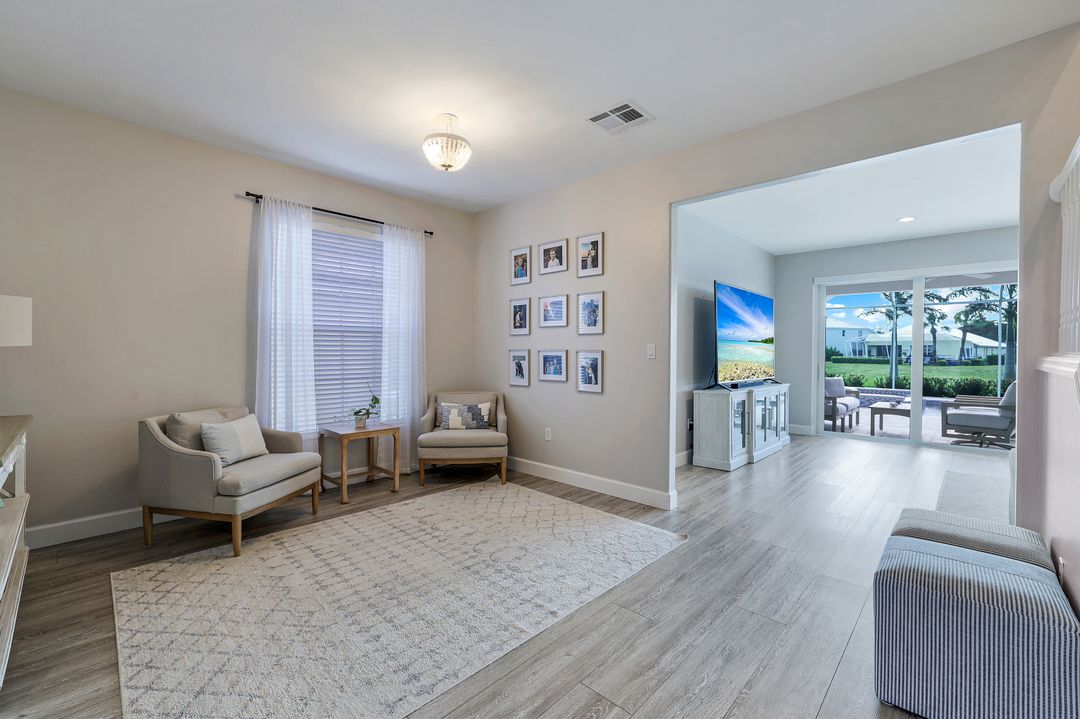 2648 Bellingham Ct, Cape Coral, FL 33991