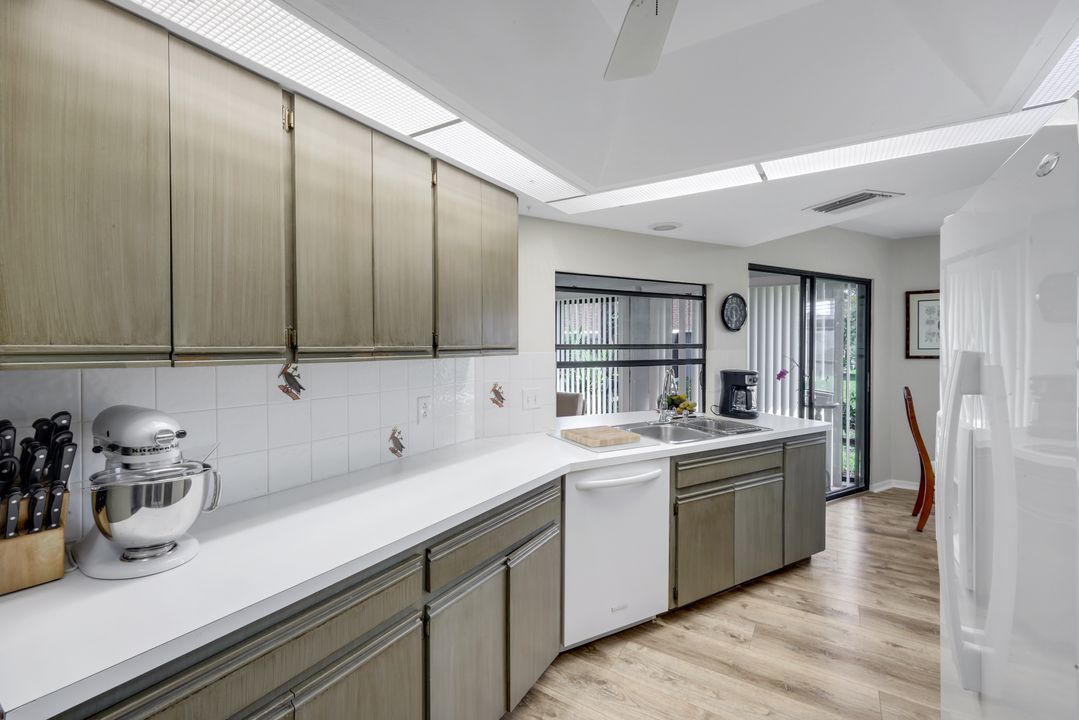 111 Blue Ridge Dr, Naples, FL 34112