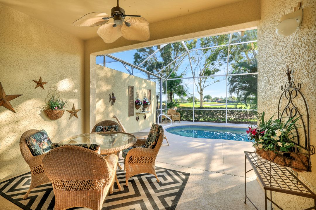 6679 Castlelawn Pl, Naples, FL 34113