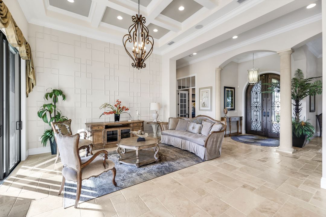 2304 El Dorado Pkwy W, Cape Coral, FL 33914