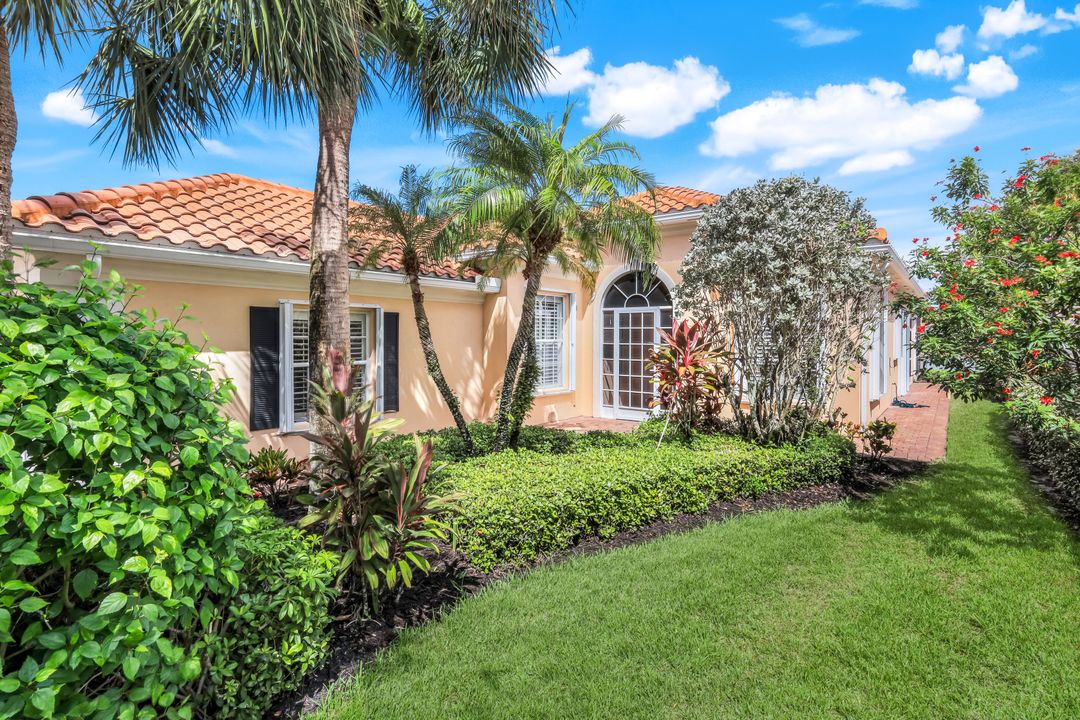 3759 Whidbey Way, Naples, FL 34119