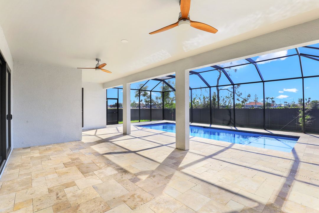 420 SW 31st Pl, Cape Coral, FL 33991