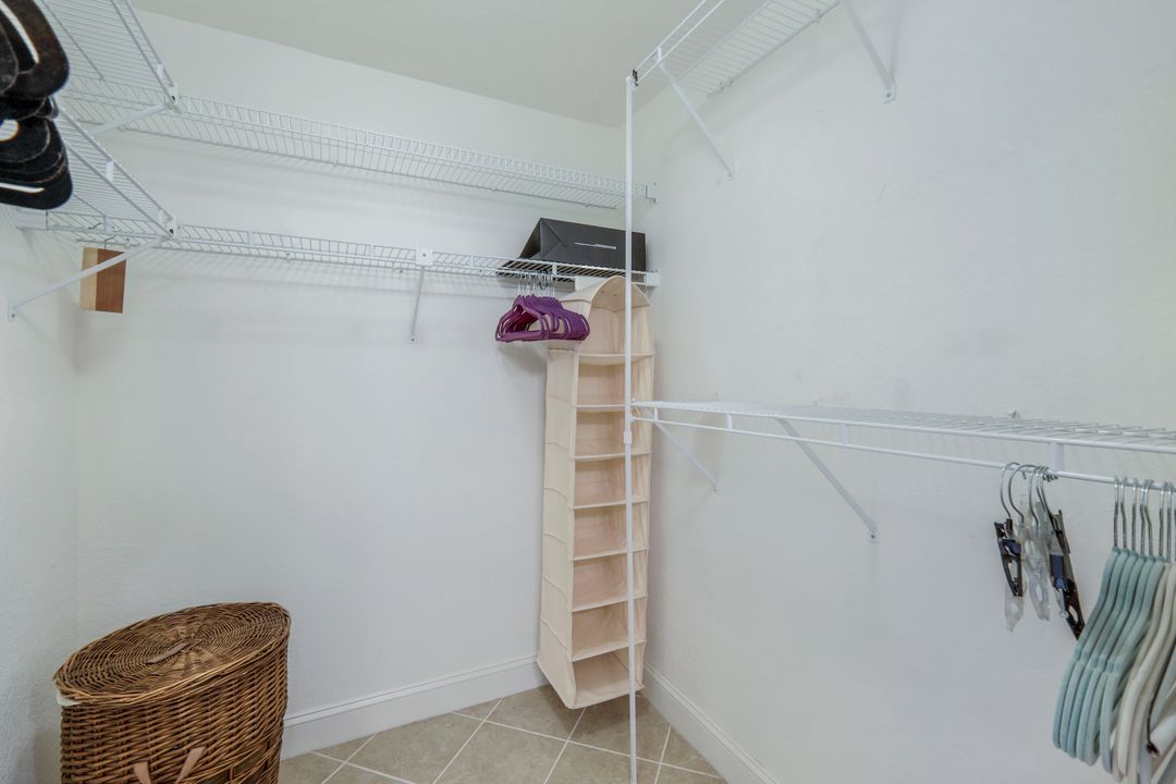832 Tanbark Dr #104, Naples, FL 34108